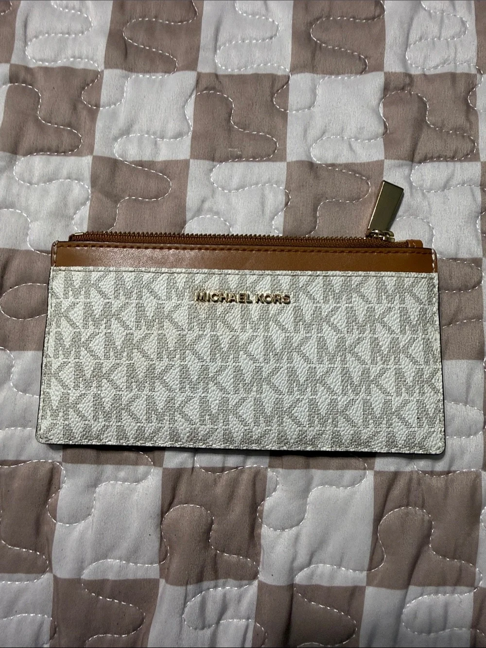 Michael Kors White & Brown Signature Zip Card Case